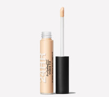 Cargar imagen en el visor de la galería, MAC Studio Fix 24-Hour Smooth Wear Concealer Corrector