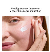 Cargar imagen en el visor de la galería, Neutrogena Ultra Sheer Face Liquid Sunscreen Spf 70