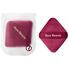 Cargar imagen en el visor de la galería, Rare Beauty Soft Touch Setting Powder and Baking Puff Duo