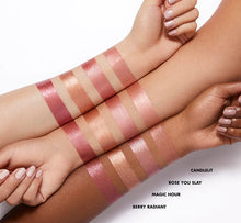 Cargar imagen en el visor de la galería, Elf Halo Glow beauty wand Blush, rubor liquido luminoso