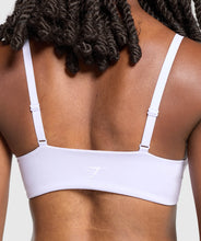 Cargar imagen en el visor de la galería, Gymshark Twist Front Bralette Sport Bra