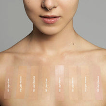 Cargar imagen en el visor de la galería, HAUS LABS BY LADY GAGA
Triclone Skin Tech Medium Coverage Foundation with Fermented Arnica Base-Tinta de maquillaje