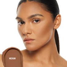 Cargar imagen en el visor de la galería, Makeup by Mario Sculpt & Pop On-The-Go Set Blush &’ Contorno