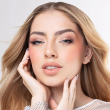 Cargar imagen en el visor de la galería, Beauty Creations Stay Blushin Cute Lip and Cheek Balm Rubor en crema