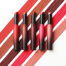 Cargar imagen en el visor de la galería, Maybelline Ultimatte Lipstick crayon labial
