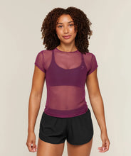 Cargar imagen en el visor de la galería, Gymshark Hybrid Mesh T-Shirt Camiseta deportiva
