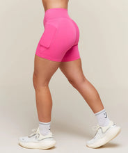 Cargar imagen en el visor de la galería, Gymshark Running Tight Shorts

