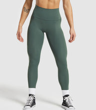 Cargar imagen en el visor de la galería, Gymshark legacy leggings slate teal
