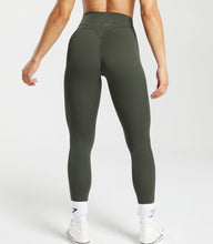 Cargar imagen en el visor de la galería, Gymshark Legacy leggings olive
