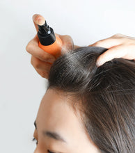 Cargar imagen en el visor de la galería, Cer-100 Elizavecca Collagen Coating Hair A Muscle Fixer Spray
