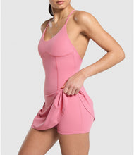 Cargar imagen en el visor de la galería, Gymshark Strappy 2 in 1 dress vestido short
