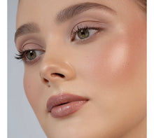 Cargar imagen en el visor de la galería, Natasha Denona Rose Cheek Duo Cream Blush &amp; Highlighter
