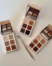 Cargar imagen en el visor de la galería, PATRICK TA Major Dimension Essential Artistry Edit Eyeshadow Palette
