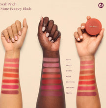Cargar imagen en el visor de la galería, Rare Beauty Soft Pinch Matte Bouncy Blush
