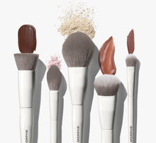 Cargar imagen en el visor de la galería, Morphe Portrait Mode 5-Piece Face Brush Set
