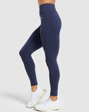 Cargar imagen en el visor de la galería, Gymshark Vital Seamless 2.0 leggings heavy blue
