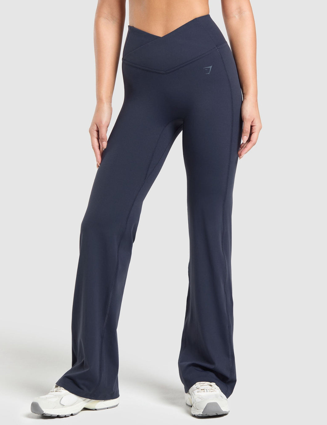 Gymshark crossover flared leggings azul