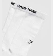 Cargar imagen en el visor de la galería, Gymshark wordmark crew 3pk socks
