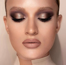 Cargar imagen en el visor de la galería, Natasha Denona I need a nude eyeshadow palette
