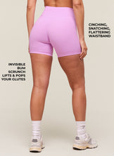 Cargar imagen en el visor de la galería, Gymshark Whitney Shorts
