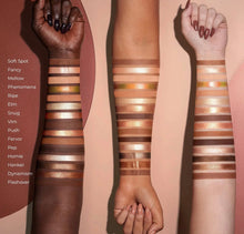 Cargar imagen en el visor de la galería, Natasha denona I need a warm eyeshadow palette
