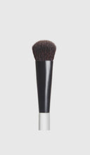 Cargar imagen en el visor de la galería, Makeup by Mario F5 Concealer Brush brocha para corrector
