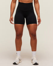 Cargar imagen en el visor de la galería, Gymshark activate seamless short
