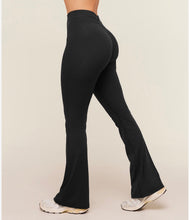 Cargar imagen en el visor de la galería, Gymshark crossover back flared leggings size S
