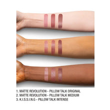 Cargar imagen en el visor de la galería, Charlotte Tilbury
Mini Pillow Talk Lipstick &amp; Liner Set
