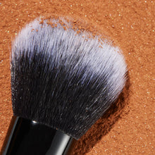 Cargar imagen en el visor de la galería, Elf Flawless Face Brush
