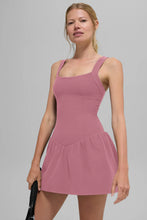 Cargar imagen en el visor de la galería, Alo yoga alosfot break point tennis dress pink wild rose
