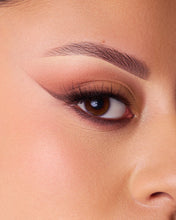 Cargar imagen en el visor de la galería, Beauty Creations Duet Peachy Dreams Paleta de sombras
