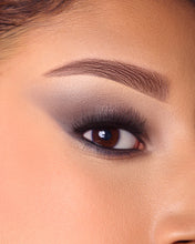 Cargar imagen en el visor de la galería, Beauty Creations Duet Grungy Greys Paleta de sombras
