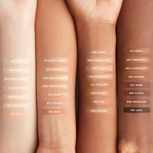 Cargar imagen en el visor de la galería, Laura Mercier
Real Flawless Weightless Perfecting Waterproof Foundation
