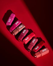 Cargar imagen en el visor de la galería, Beauty Creations Kiss Me Liquid Gel Tint
