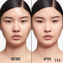 Cargar imagen en el visor de la galería, DIOR Forever Skin Perfect stick
