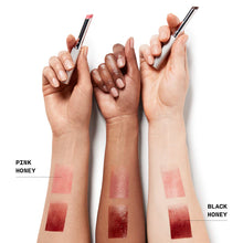 Cargar imagen en el visor de la galería, CLINIQUE Mini Cult Classic Pink &amp; Black Honey Lip Gift Set
