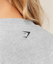 Cargar imagen en el visor de la galería, Gymshark Worn Crest Graphic Sweatshirt Grey
