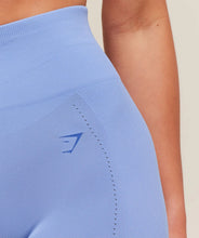Cargar imagen en el visor de la galería, Gymshark Energise Seamless Short Purple
