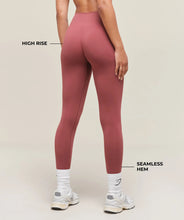 Cargar imagen en el visor de la galería, Gymshark Soft Sculpt Leggings Berry Pink
