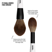Cargar imagen en el visor de la galería, MAKEUP BY MARIO F2 Dual-Ended Powder Brush
