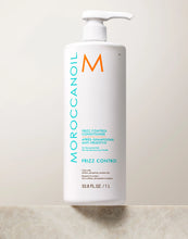 Cargar imagen en el visor de la galería, Moroccanoil Anti Frizz Acondicionador para el cabello 1 Litro
