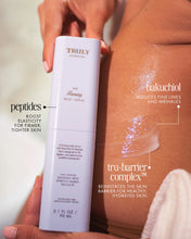Cargar imagen en el visor de la galería, Truly Clinical The Firming Body Serum El suero corporal reafirmante. Para La Piel Flácida Y Las Estrías
