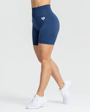 Cargar imagen en el visor de la galería, Women’s best power seamless cycling shorts
