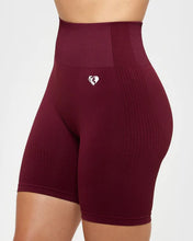 Cargar imagen en el visor de la galería, Women’s Best Power Seamless Cycling Shorts Dark Cherry
