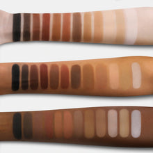 Cargar imagen en el visor de la galería, MAKEUP BY MARIO Master Mattes Eyeshadow Palette: The Original
