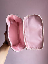 Cargar imagen en el visor de la galería, Ipsy Cosmetiquera

