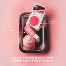 Cargar imagen en el visor de la galería, Summer Fridays The Dewy Pink Set with mini Lip Butter Balm in Pink Sugar
