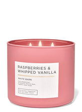 Cargar imagen en el visor de la galería, Velas aromáticas Bath &amp; Body Works
