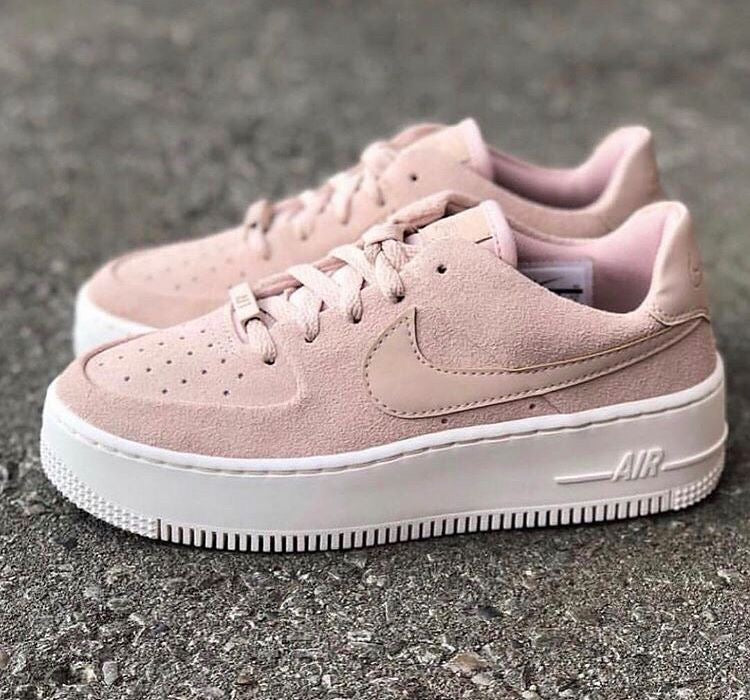 Nike Air Force 1